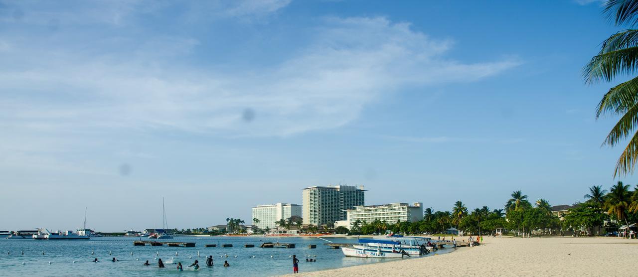 Sandcastles Beach Resort オーチョ・リオス エクステリア 写真